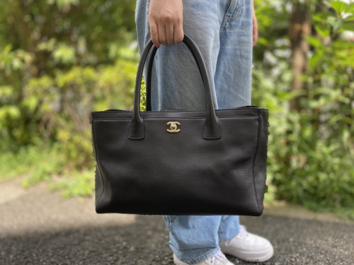 シャネル エグゼクティブライン レザー トートバッグ 人気ブランド【CHANEL/シャネル】よりエグゼクティブ2WAYトート