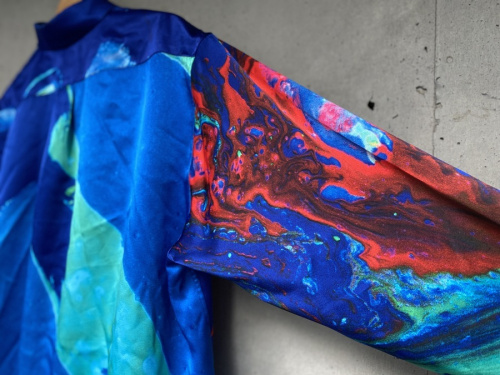 セモーのグラフィックドレスシャツ