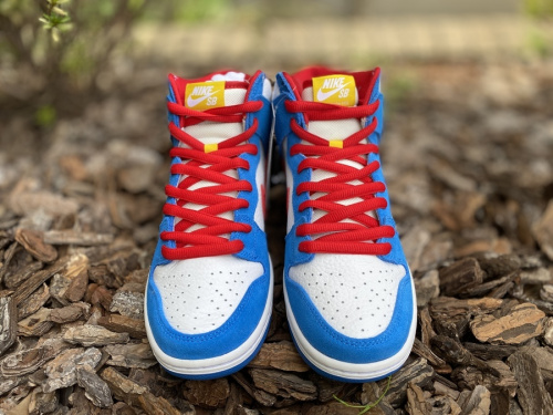 NIKE SBのナイキエスビー