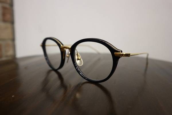 「サングラスのメガネ 」