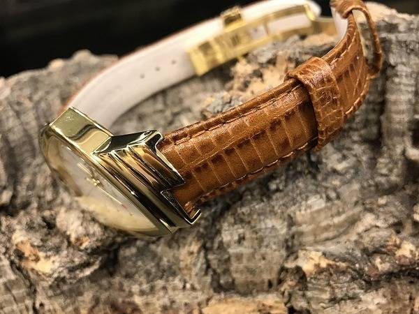 ハミルトン HAMILTON ベンチュラ ゴールド 60周年記念 復刻モデル