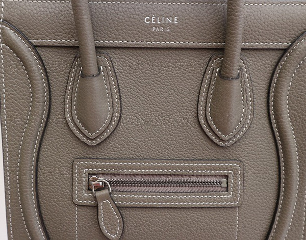 本日はCELINE/セリーヌから ラゲージナノショッパー2WAYバックをご紹介