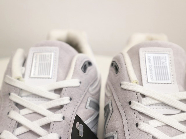 NEW BALANCE/ニューバランスから レアローカットスニーカーを NEW BALANCE/ニューバランスから レアローカットスニーカーを