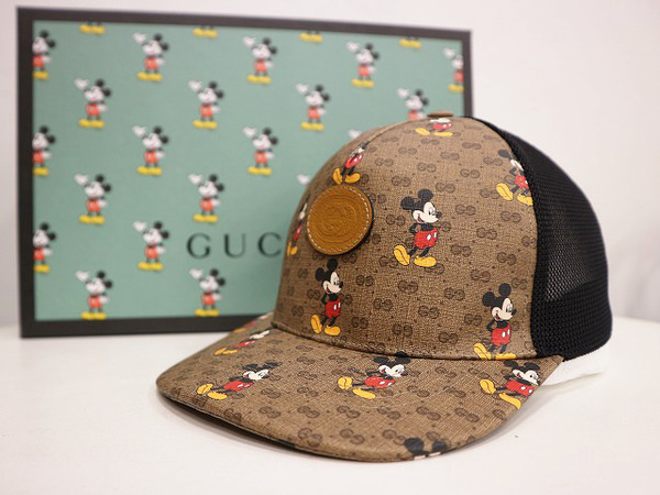 DISNEY ディズニーx GUCCI グッチから ミッキーマウスGGキャンバス