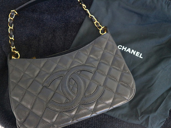 CHANEL/シャネル】から キャビアスキンココマークワンショルダーバッグ