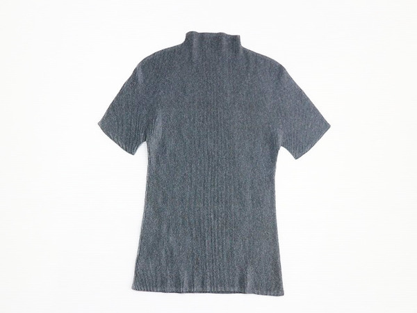 PLEATS PLEASE ISSEY MIYAKE/プリーツプリーズイッセイミヤケ】から