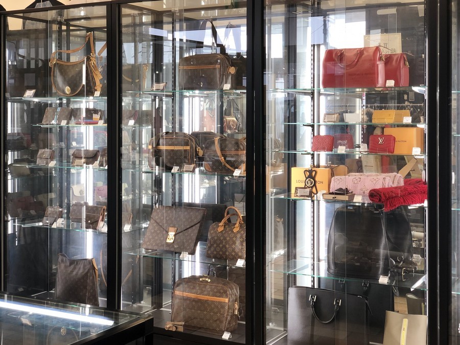 LOUIS VUITTON/ルイ ヴィトン】よりダミエ・ナヴィグリオのご LOUIS VUITTON/ルイ ヴィトン】よりダミエ・ナヴィグリオのご