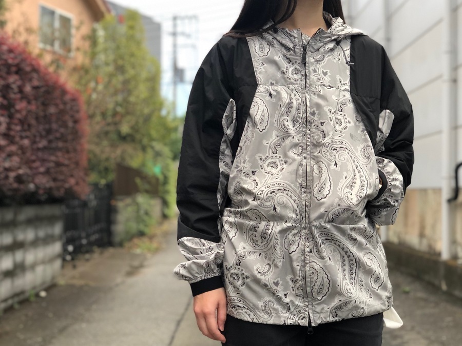 THE NORTH FACE   パープルレベル ダウン　ペイズリー柄