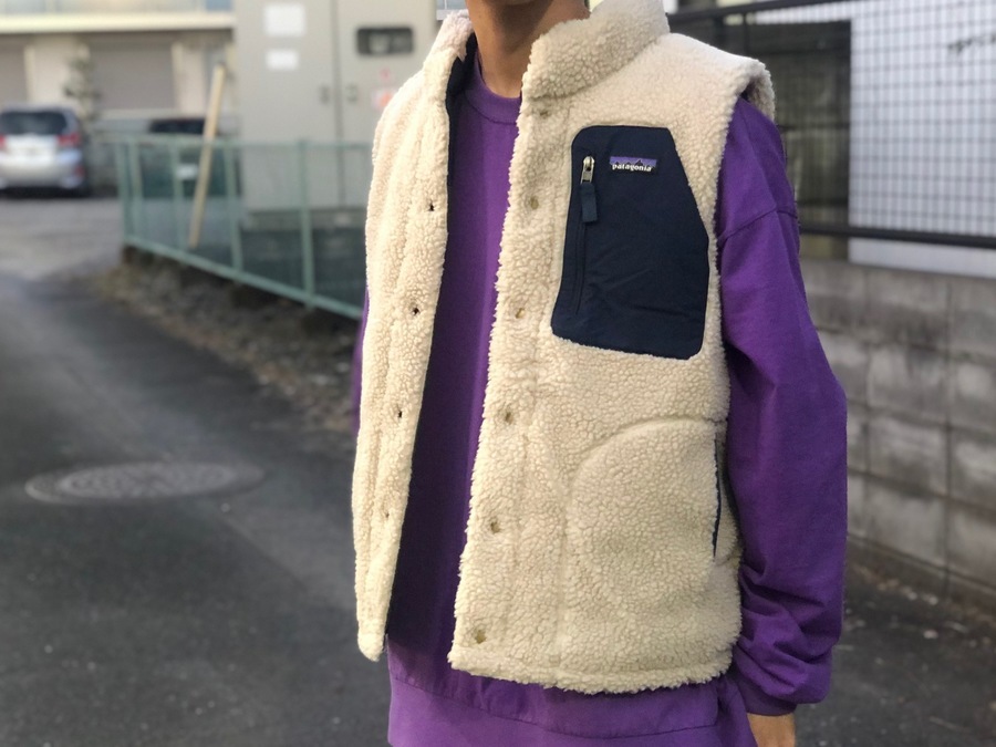 Patagonia フード付きビビーダウンベスト　レディース Patagonia フード付きビビーダウンベスト レディース
