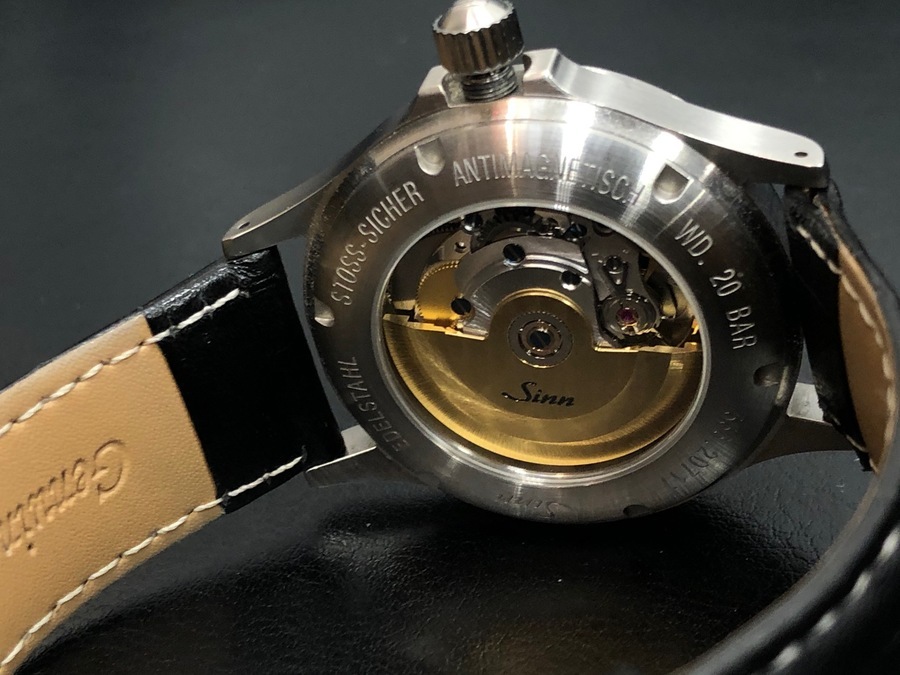 Sinn/ジン】より556.A ブレスウォッチ入荷です。[2020.12.16発行