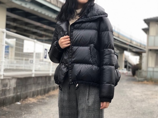 LITTLE BLACK/リトルブラック】からワイドダウンジャケット入荷です