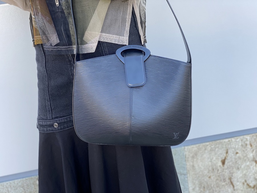 LOUIS VUITTON ルイヴィトン エピ レヴリ ワンショルダーバッグ 楽天市場】【バッグ】LOUIS VUITTON ルイ ヴィトン エピ レヴリ