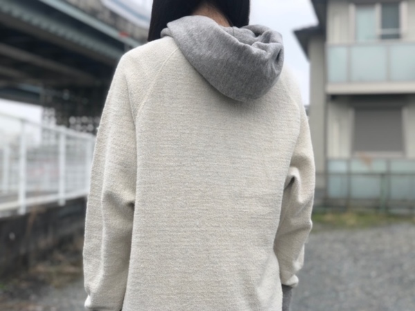 orSlow×BEAMS BOY/オアスロウ×ビームスボーイ】から フーディ ロング 