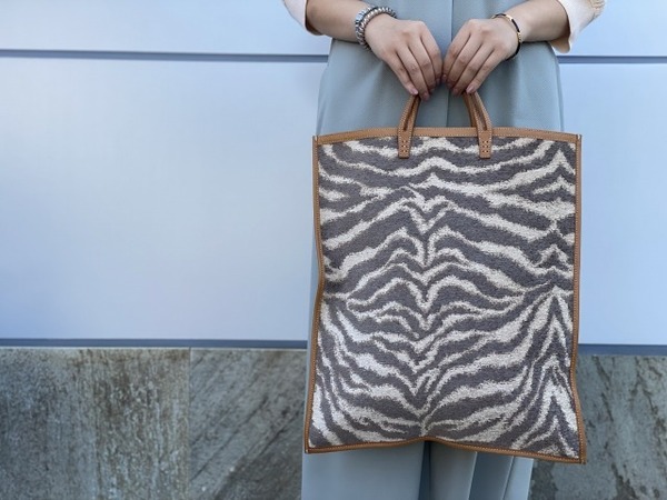 AVACATION/アヴァケーション】からTANKゼブラトートバッグ買取入荷です  