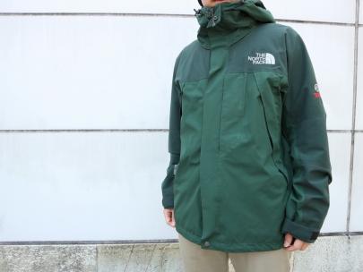 「アウトドアブランドのTHE NORTH FACE 」