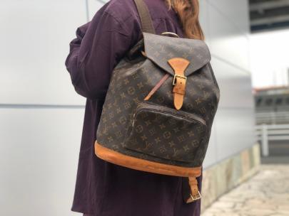 「ラグジュアリーブランドのLOUIS VUITTON 」