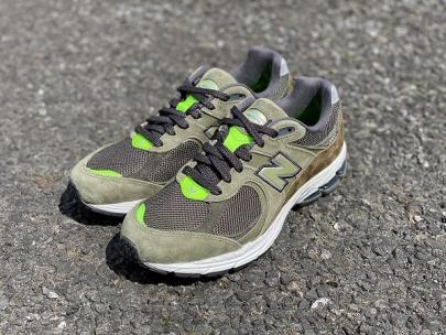 「スポーツブランドのNEW BALANCE 」