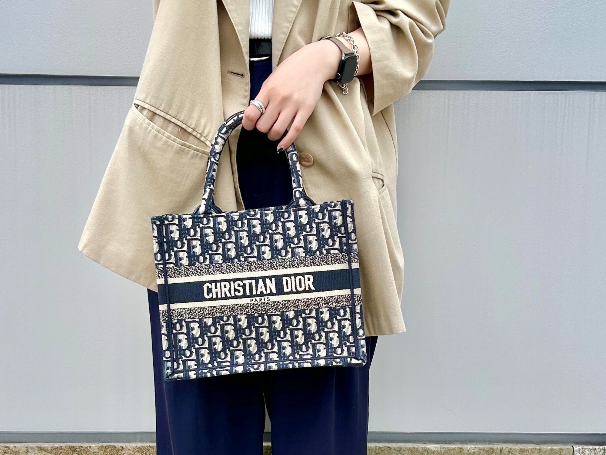 Dior book tote スモール