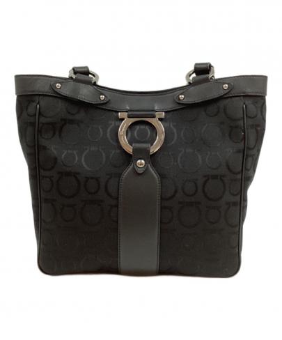 「ラグジュアリーブランドのSalvatore Ferragamo 買取入荷 」