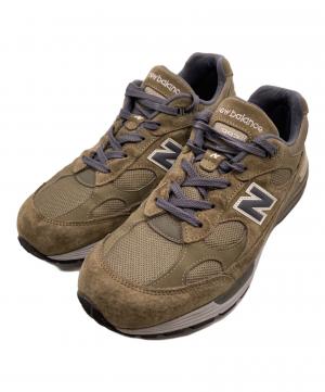 「スニーカーのNEW BALANCE 」