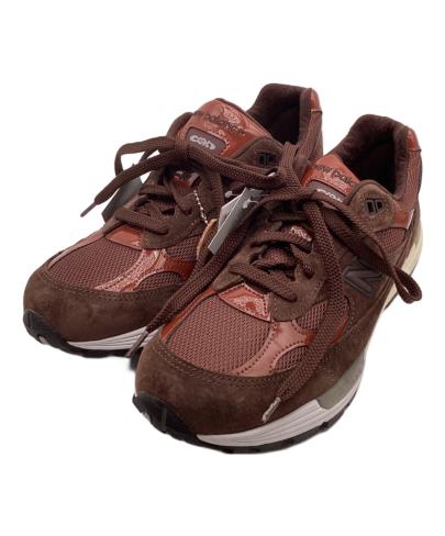 「スニーカーのNEW BALANCE 」