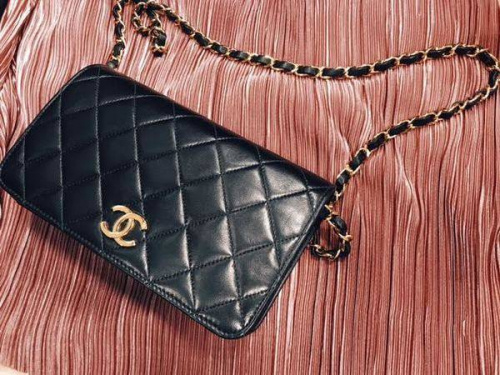 CHANELのイヤリング