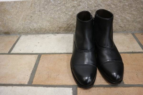 古着のブーツ