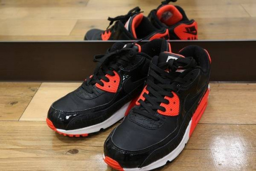 シュプリームのNIKE