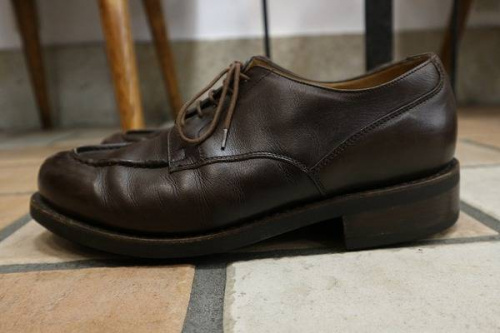 古着の革靴