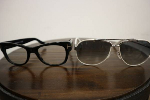 アクセサリー・小物のサングラス