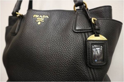 シューズ・バッグのPRADA