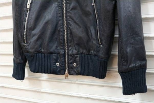 ディーゼルのレザージャケット