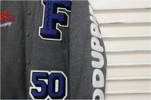 サスクワァッチファブリックスのシュプリーム