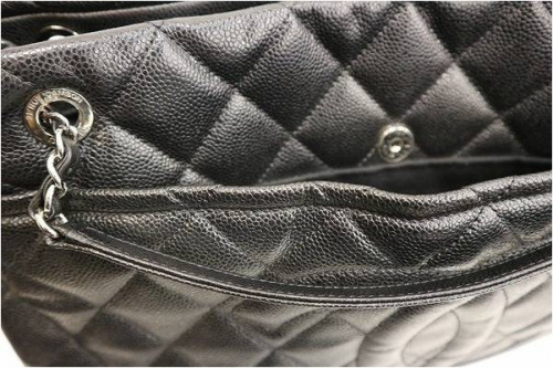 ブランドバッグのCHANEL