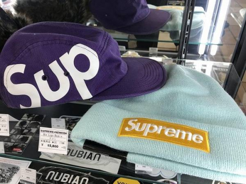 ナイキのクロムハーツ