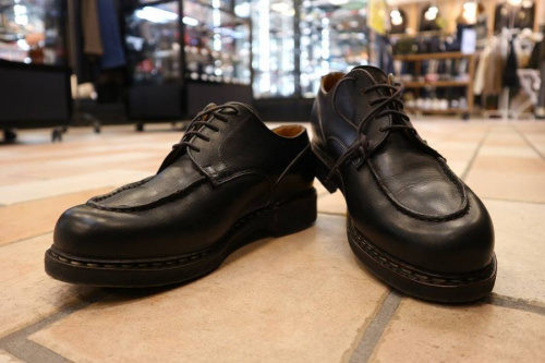 ドレスシューズのPARABOOT