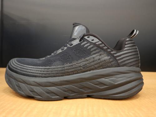 HOKA ONE ONEのホカオネオネ