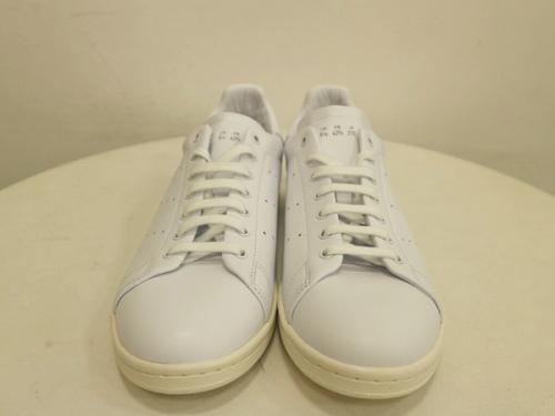 adidasのSTAN SMITH RECON