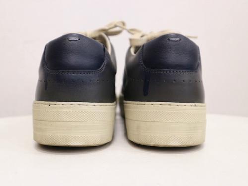 スニーカーのLOW TOP ACE