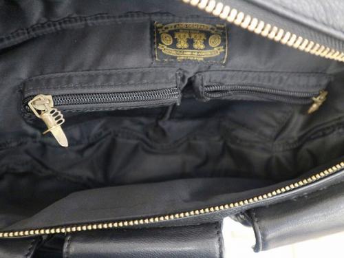 ティーティー・アンドカンパニーのレザー