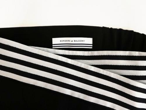 レアアイテムのBORDERS AT BALCONY