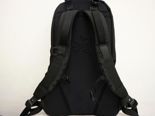 アークテリクスのバック