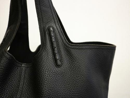 BOTTEGAVENETAのボッテガヴェネタ