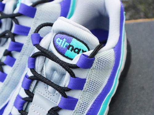 ナイキのスニーカー