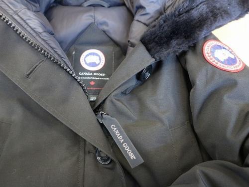 レアアイテムのCANADA GOOSE