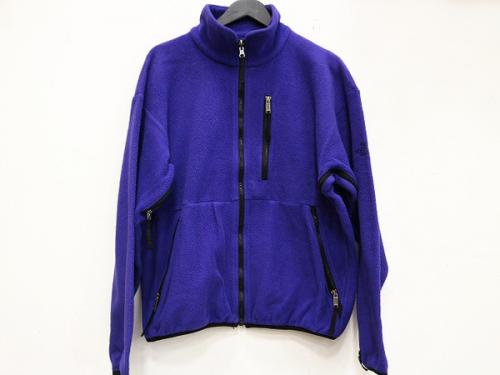 フリースのジャケット