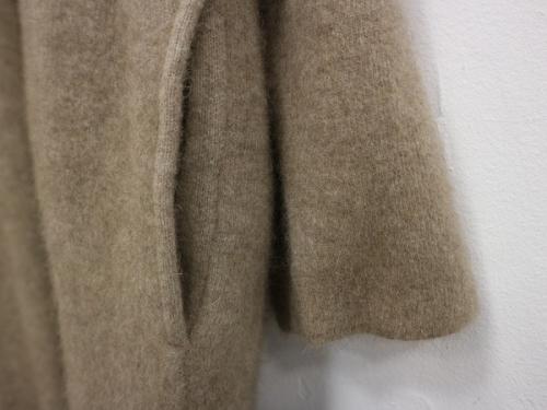 トゥモローランドのカーディガン