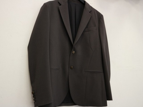 アウトドアブランドのnarifuri