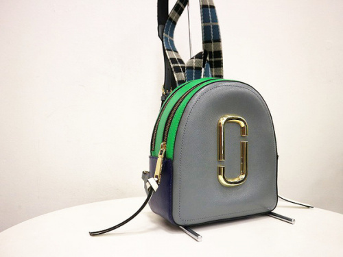 レアアイテムのMARC JACOBS