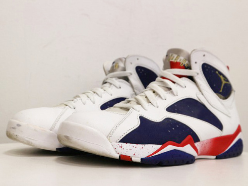 レアアイテムのNIKE